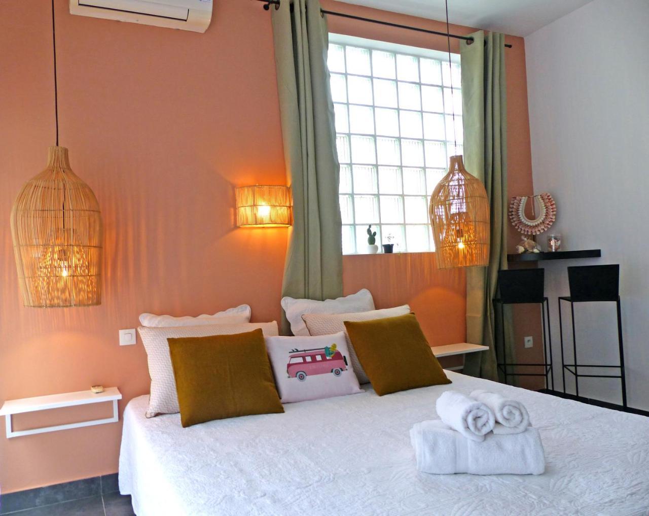 La Boheme, Residence De 5 Appartements Avec Piscine, Vue Ocean, Petite Ile エクステリア 写真